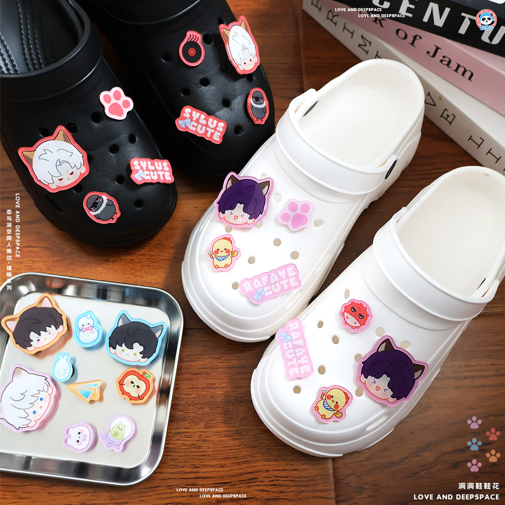 愛とディープスペース ラファエル・シラス・カレブ クロッグシ - Cosplay Anime Shoes のレビューと価格